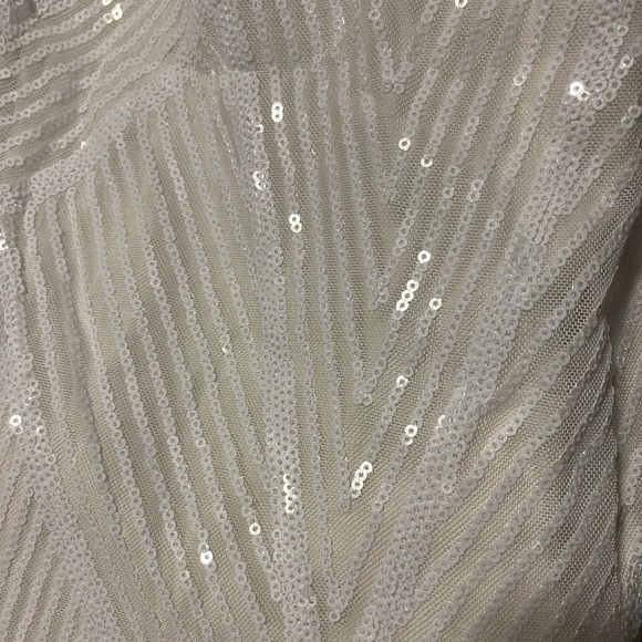 Stunning dress - Picture 4 of 5